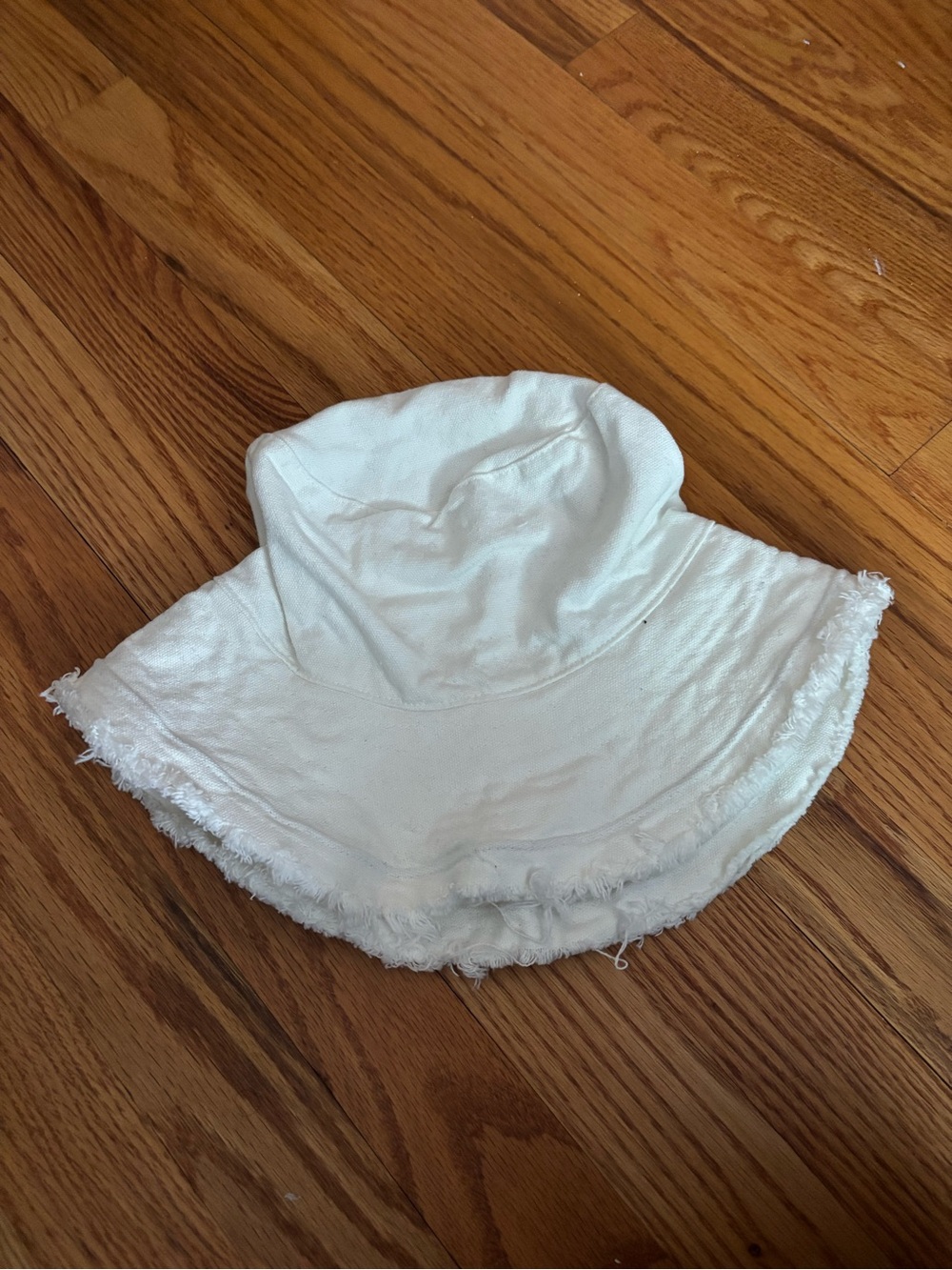 White Frayed Edge Bucket Hat